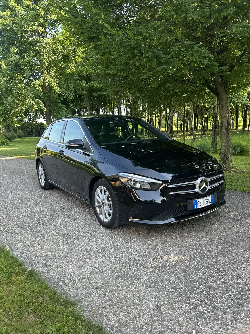 Mercedes-Benz B 180 d Premium auto - 1