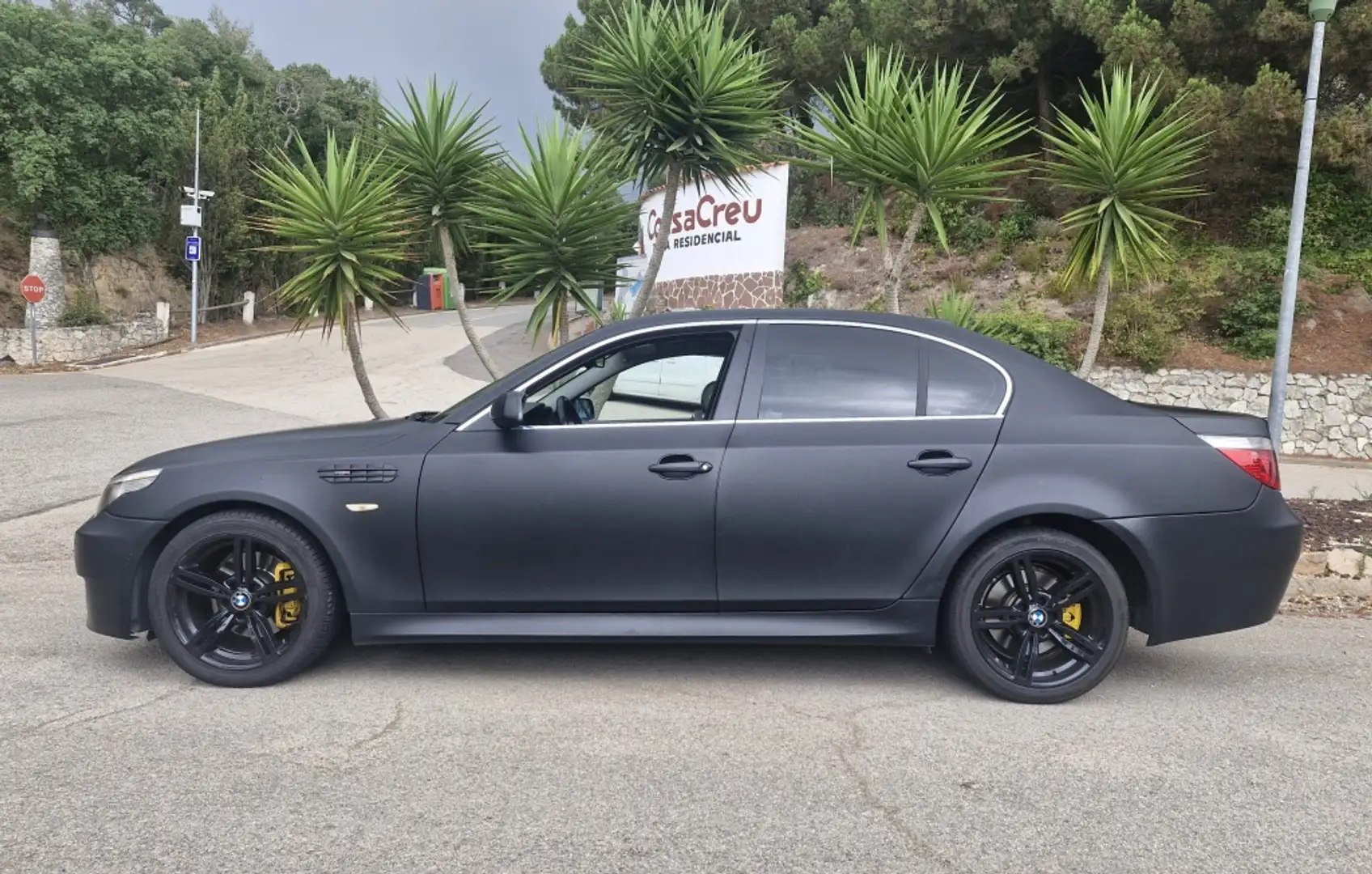 BMW 525 525i Gris - 2