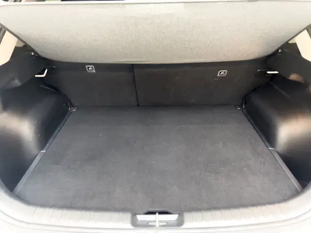 Kia Niro view 6