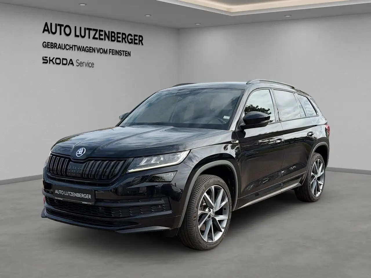 Skoda Kodiaq Sportline 2.0 TDI 4x4 Standhz AHK NAVI — photo 1 of 17