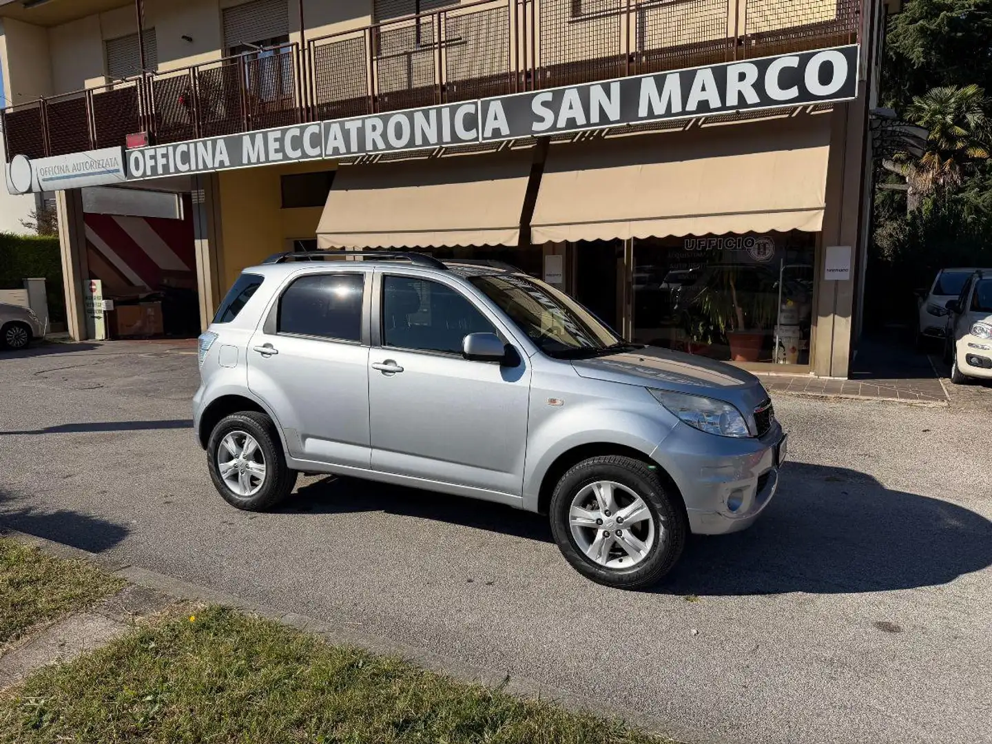 Daihatsu Terios 1.5 2WD B You Five GPL #UNICOPROPRIETARIO Grigio - 1