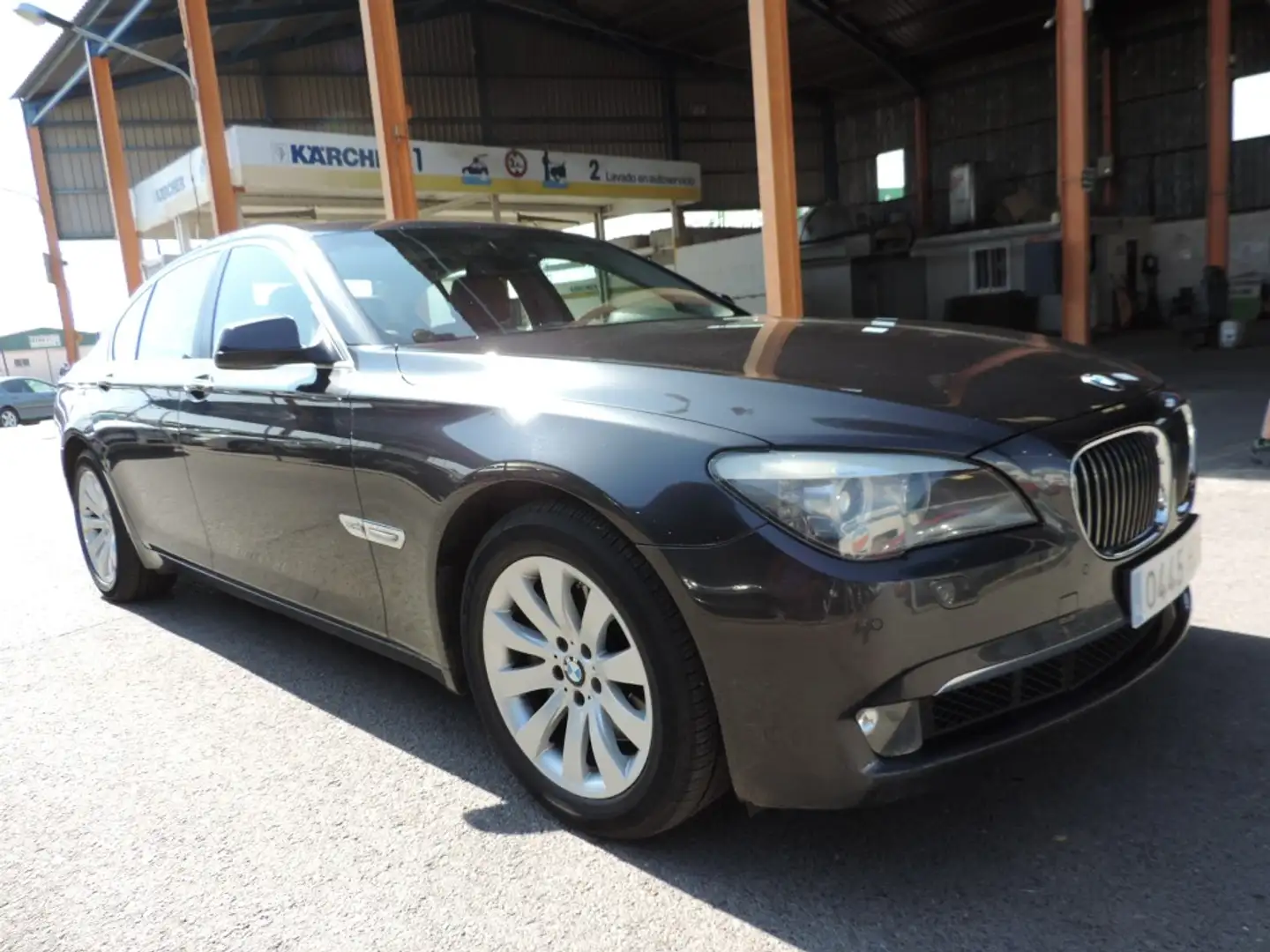 BMW 740 740dA xDrive Negro - 2