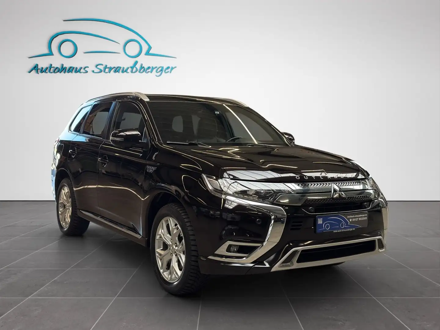 Mitsubishi Outlander PHEV Intro Edition 4WD LED RFL MFL Sth Schwarz - 2