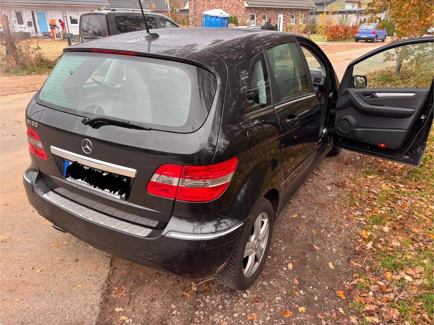 Mercedes-Benz B 180 B 180 Autotronic Black - 2
