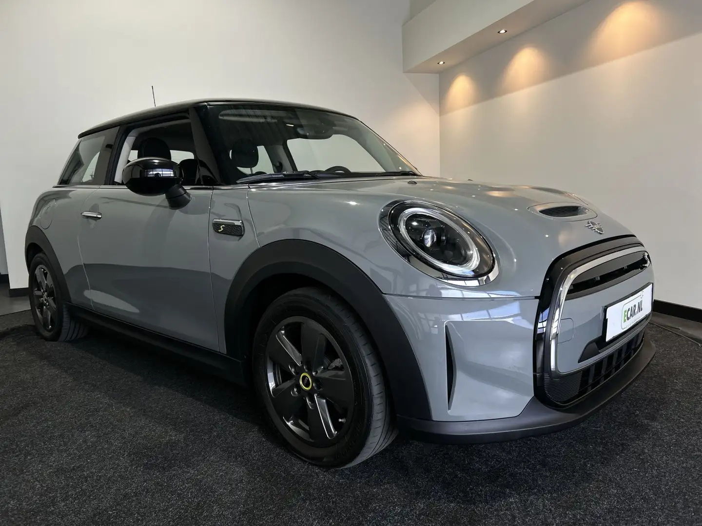 MINI Sonstige Mini Electric Essential 33 kWh Navigatie | LED | A Grau - 1