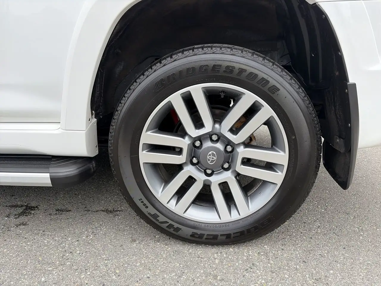 Toyota 4-Runner снимка Toyota 4-Runner