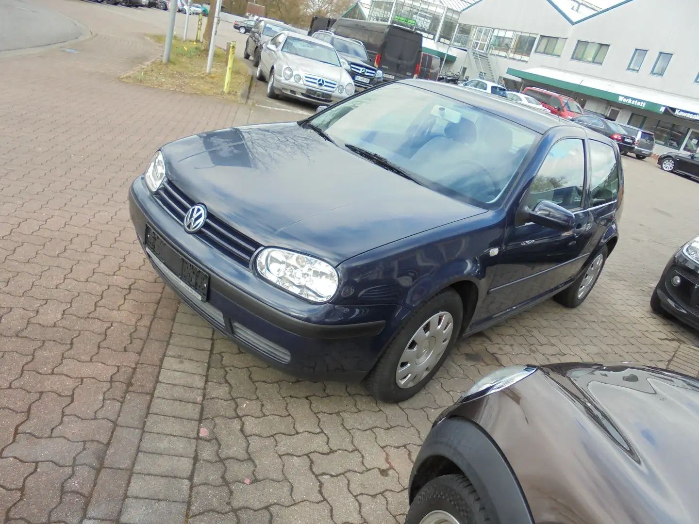 Volkswagen Golf 1.4 Special Bleu - 1