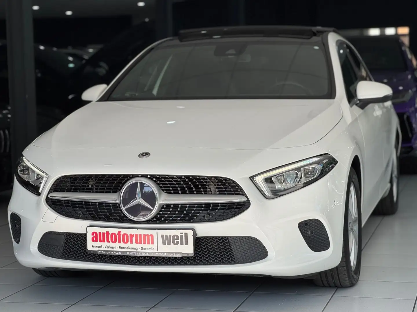 Mercedes-Benz A 200 *PANO*WIDE+*AMBI-L*R-CAM*SPUR*ILS-LED* Weiß - 1