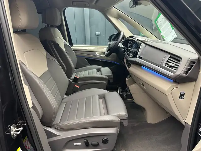 Volkswagen Multivan view 10
