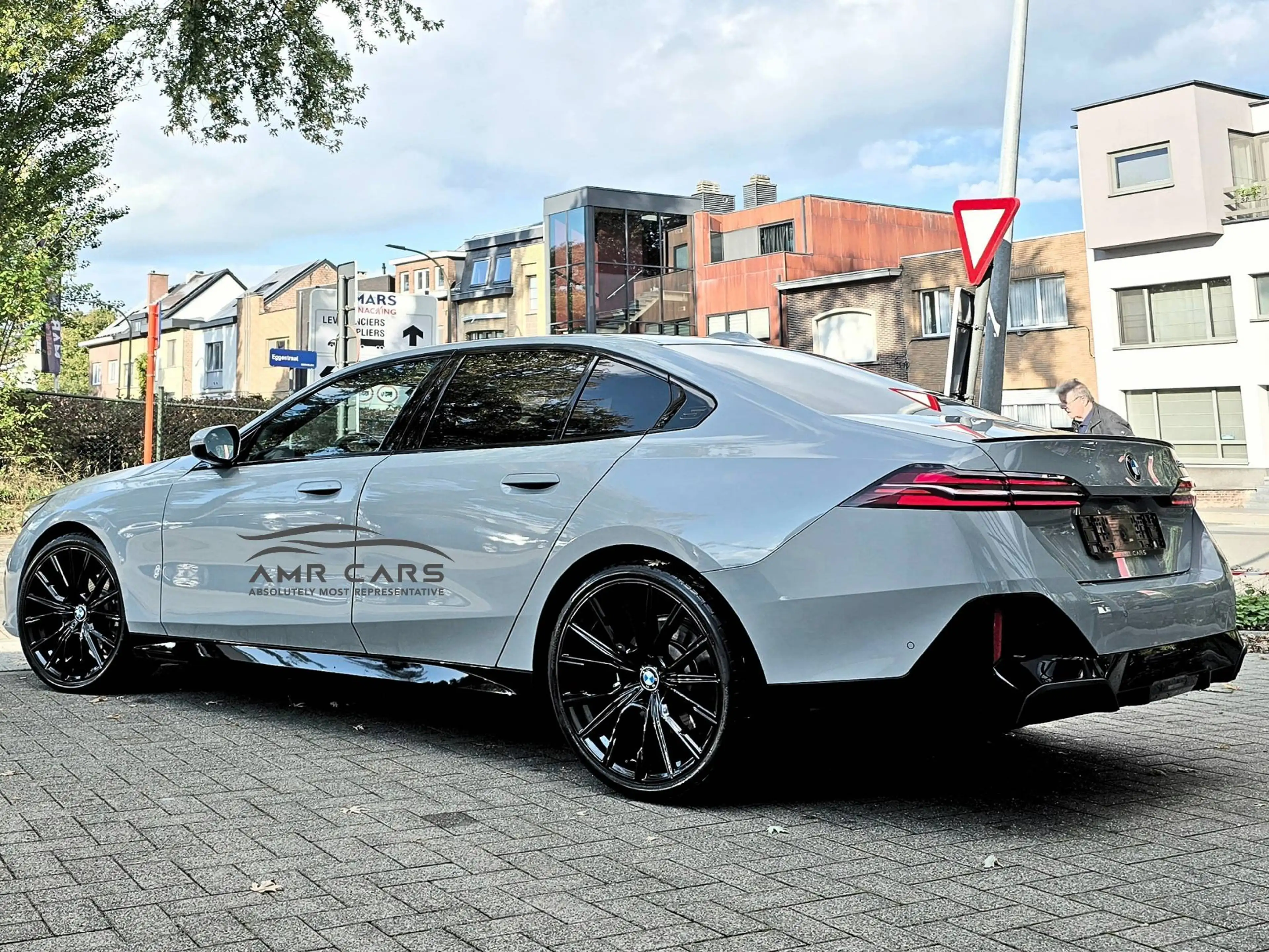 BMW 520 520IA M-Aerodynamic Sport-AdapCruis-Harman/Kardon — photo 10
