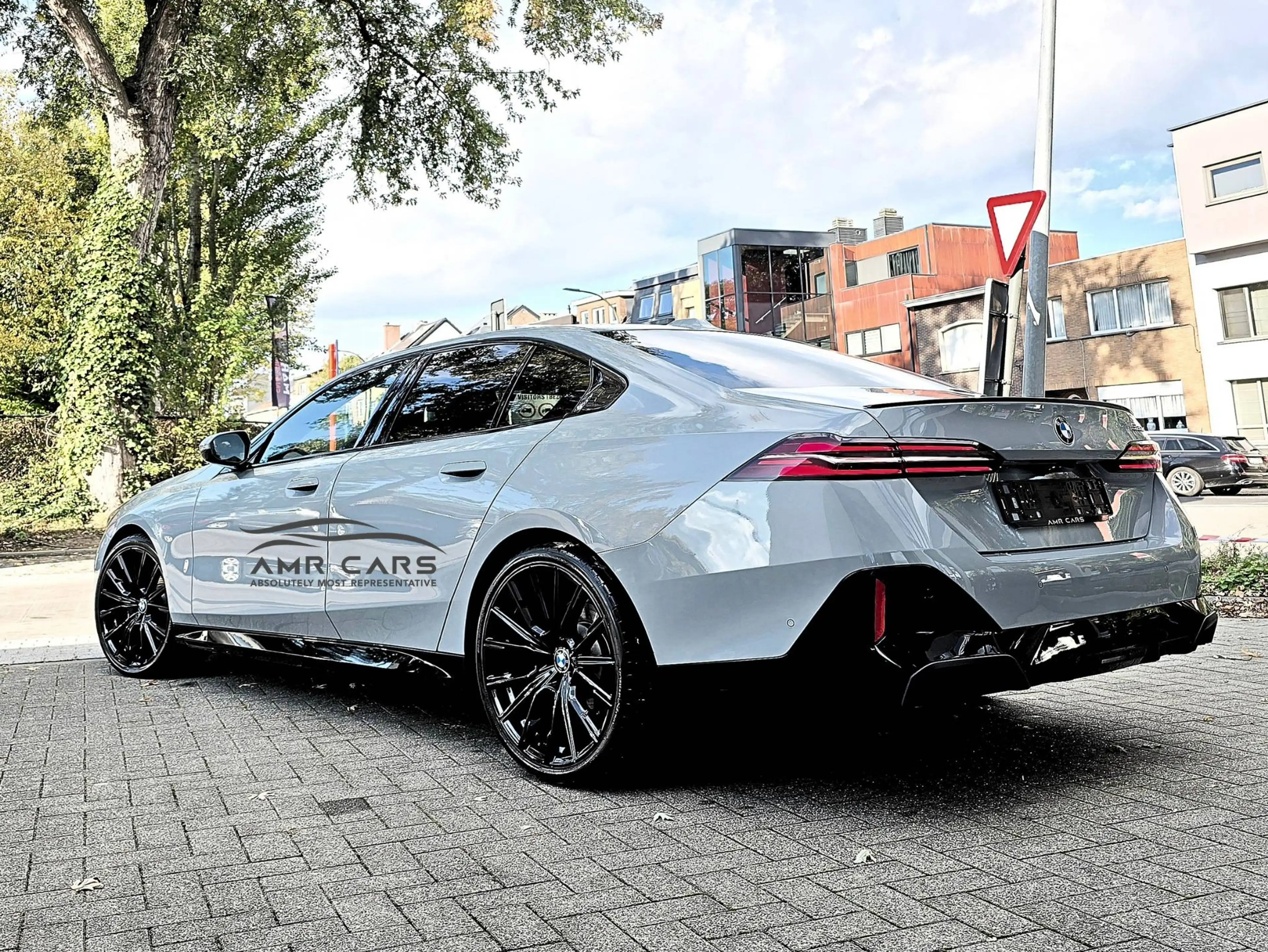 BMW 520 520IA M-Aerodynamic Sport-AdapCruis-Harman/Kardon — photo 8