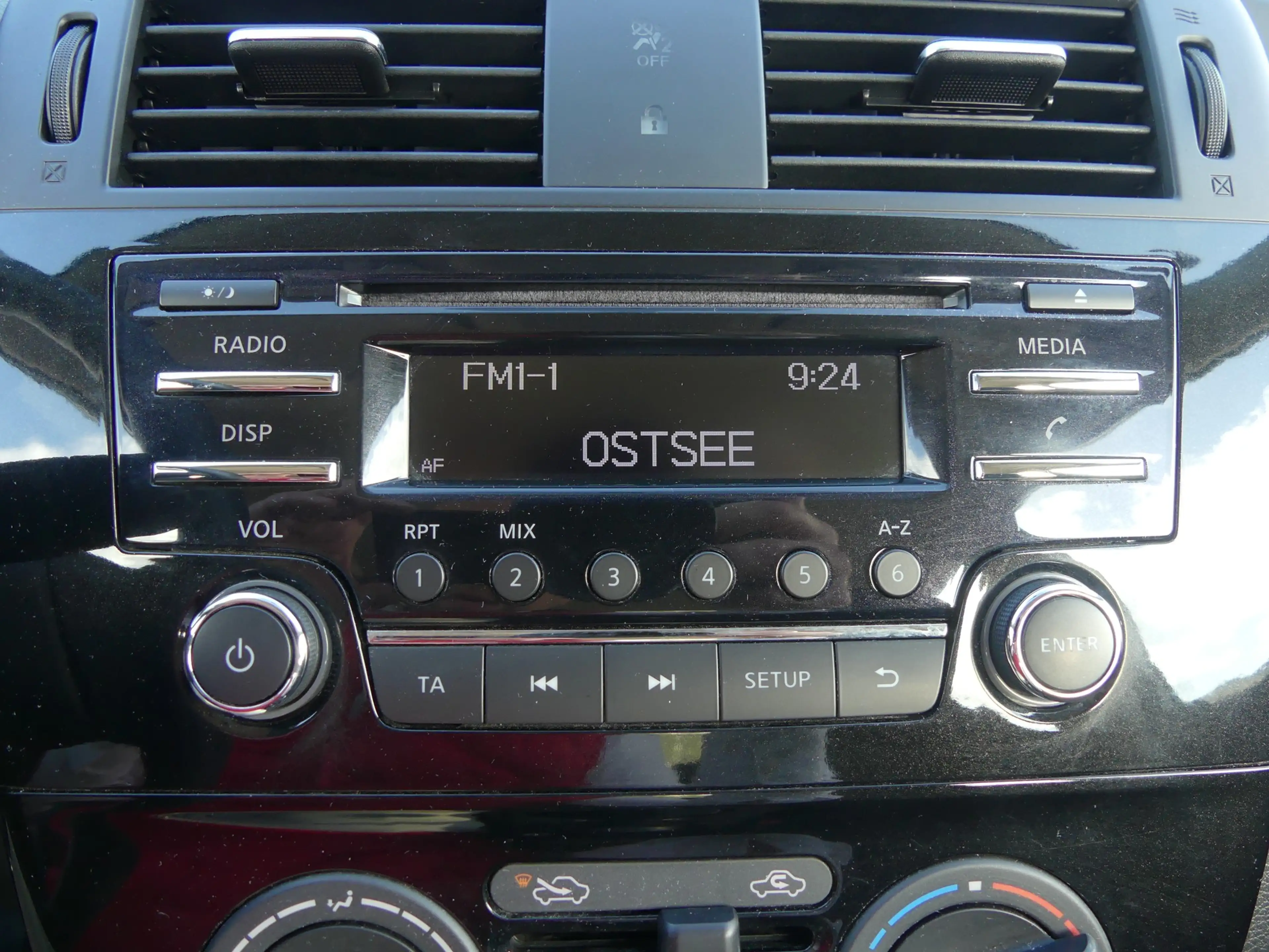 Nissan Pulsar 1.2 Acenta Klima Freisprechanlage USB — photo 11