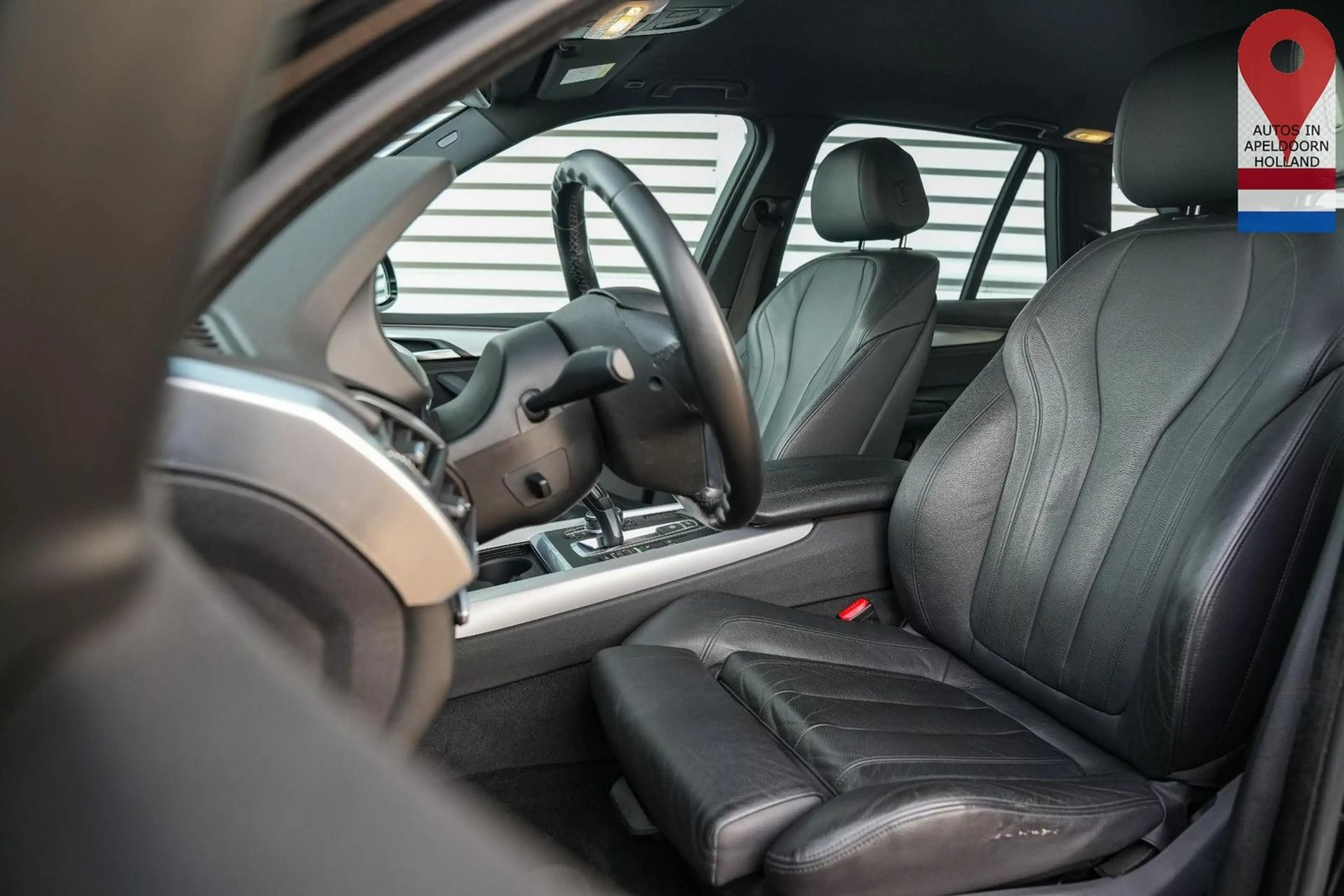 BMW X5 xDrive25d Centennial Executive 7p. 7 Pers. Na — photo 8