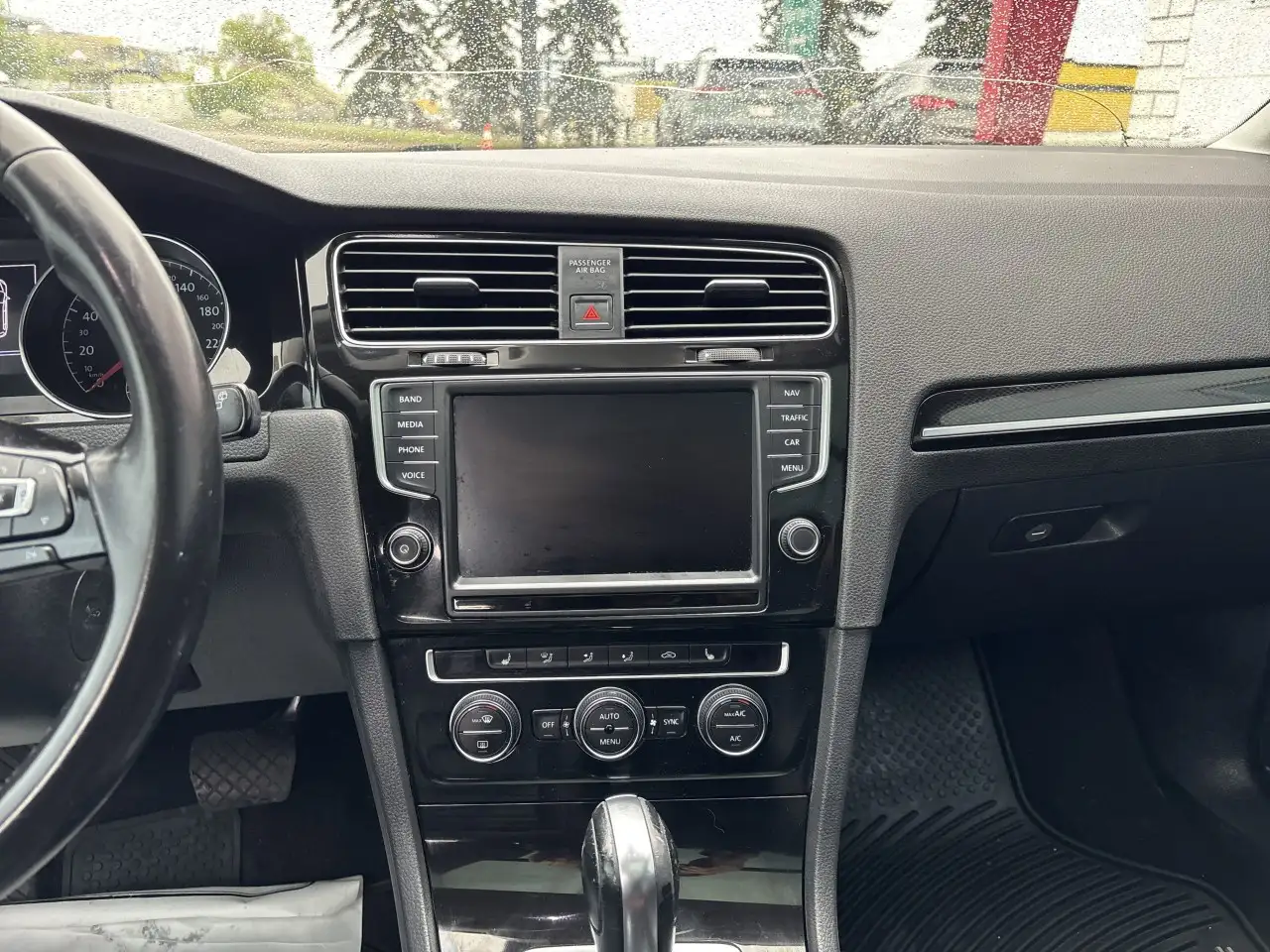 Volkswagen Golf снимка Volkswagen Golf