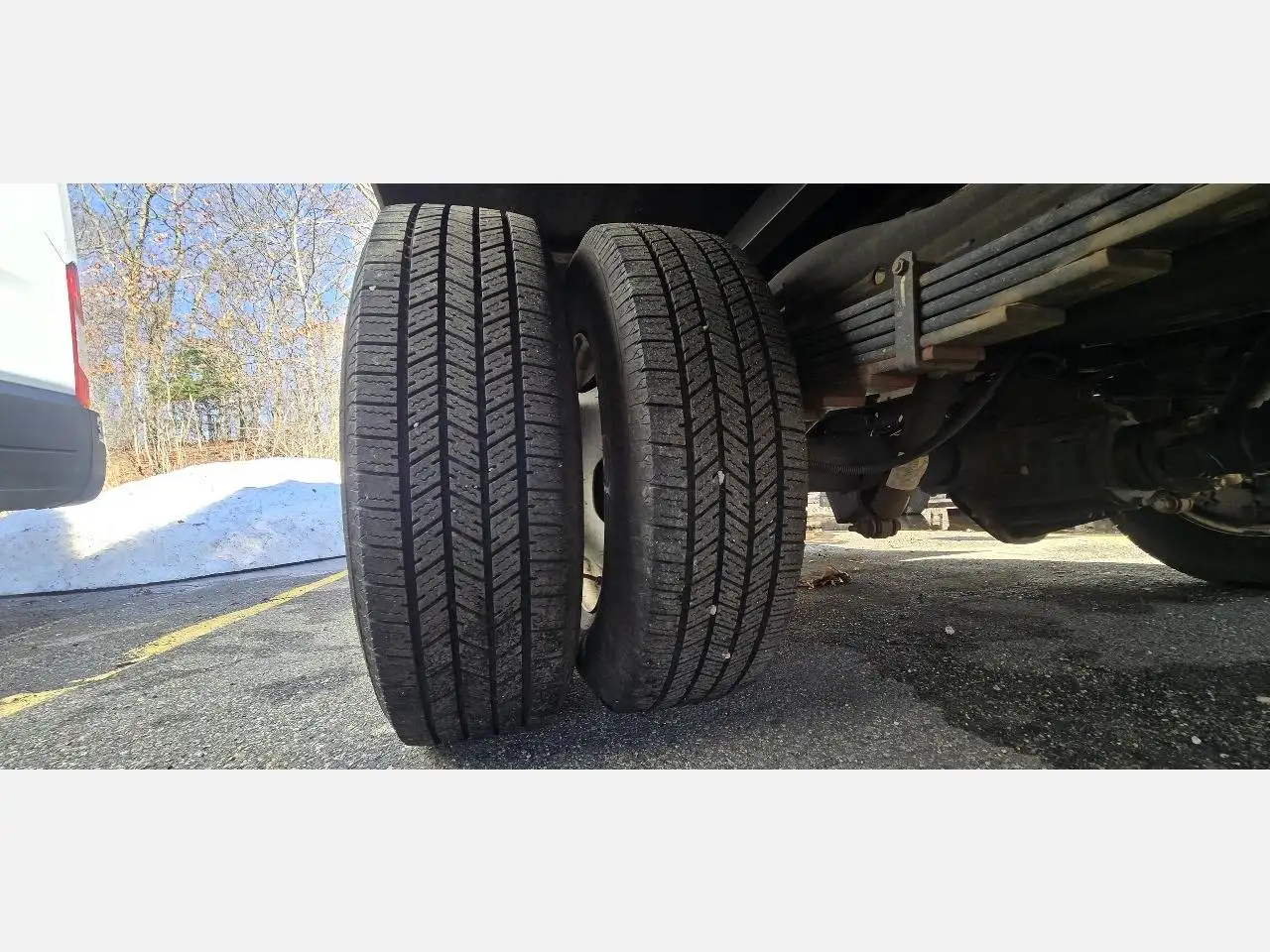 GMC Savana 3500 photo GMC Savana 3500