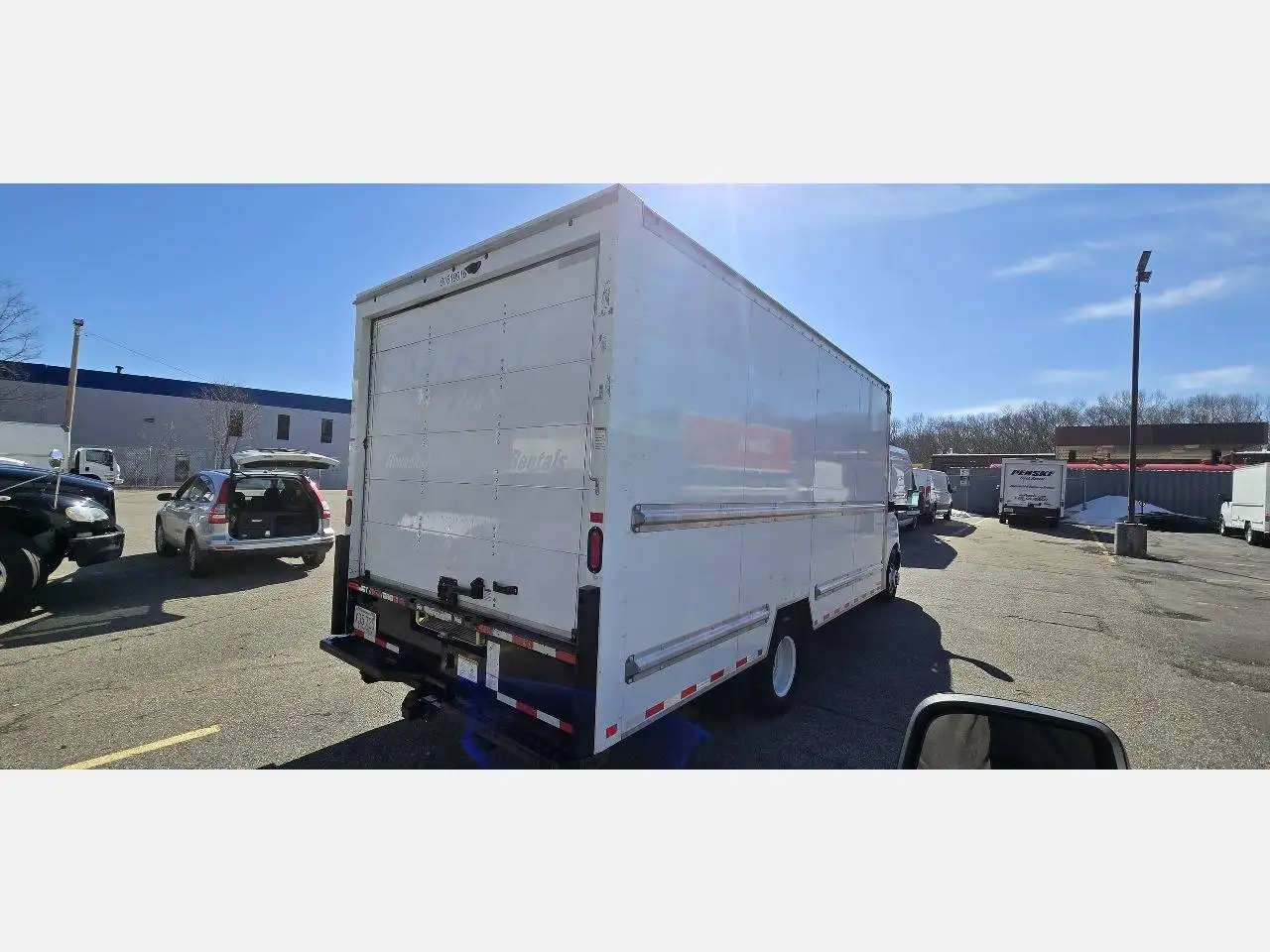 GMC Savana 3500 photo GMC Savana 3500