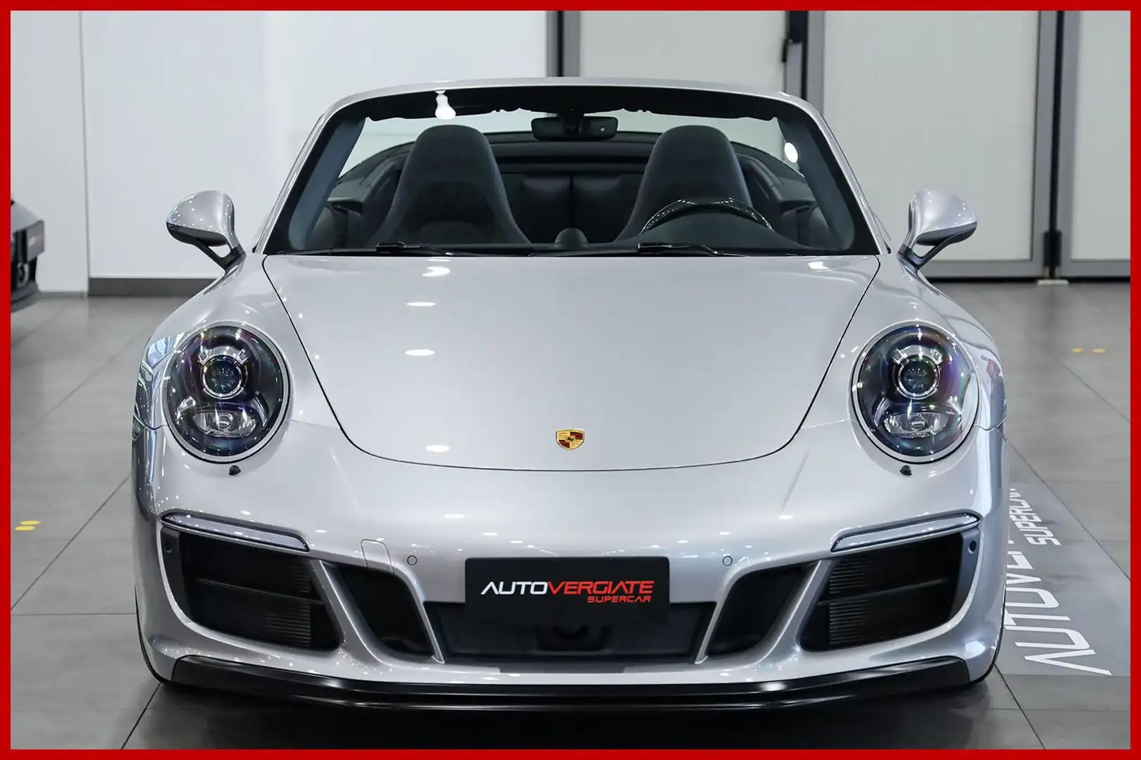 Porsche 991 3.0 Carrera 4 GTS Cabriolet Argento - 2