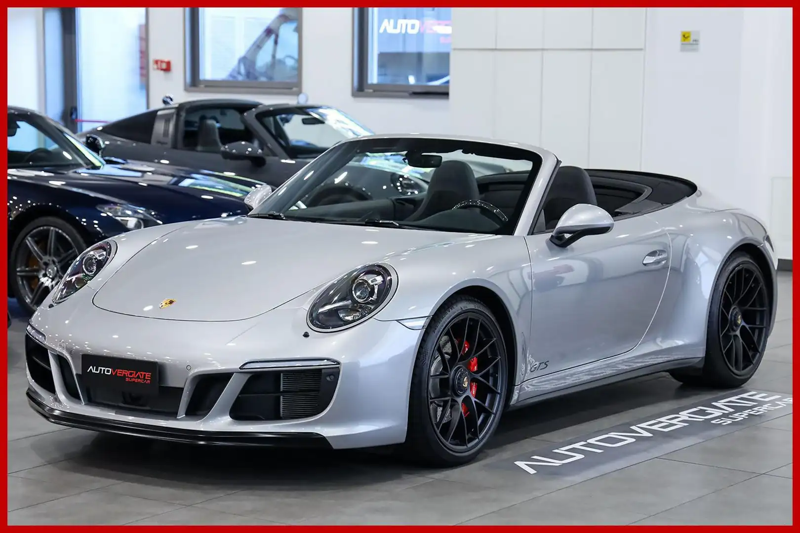 Porsche 991 3.0 Carrera 4 GTS Cabriolet Argento - 1