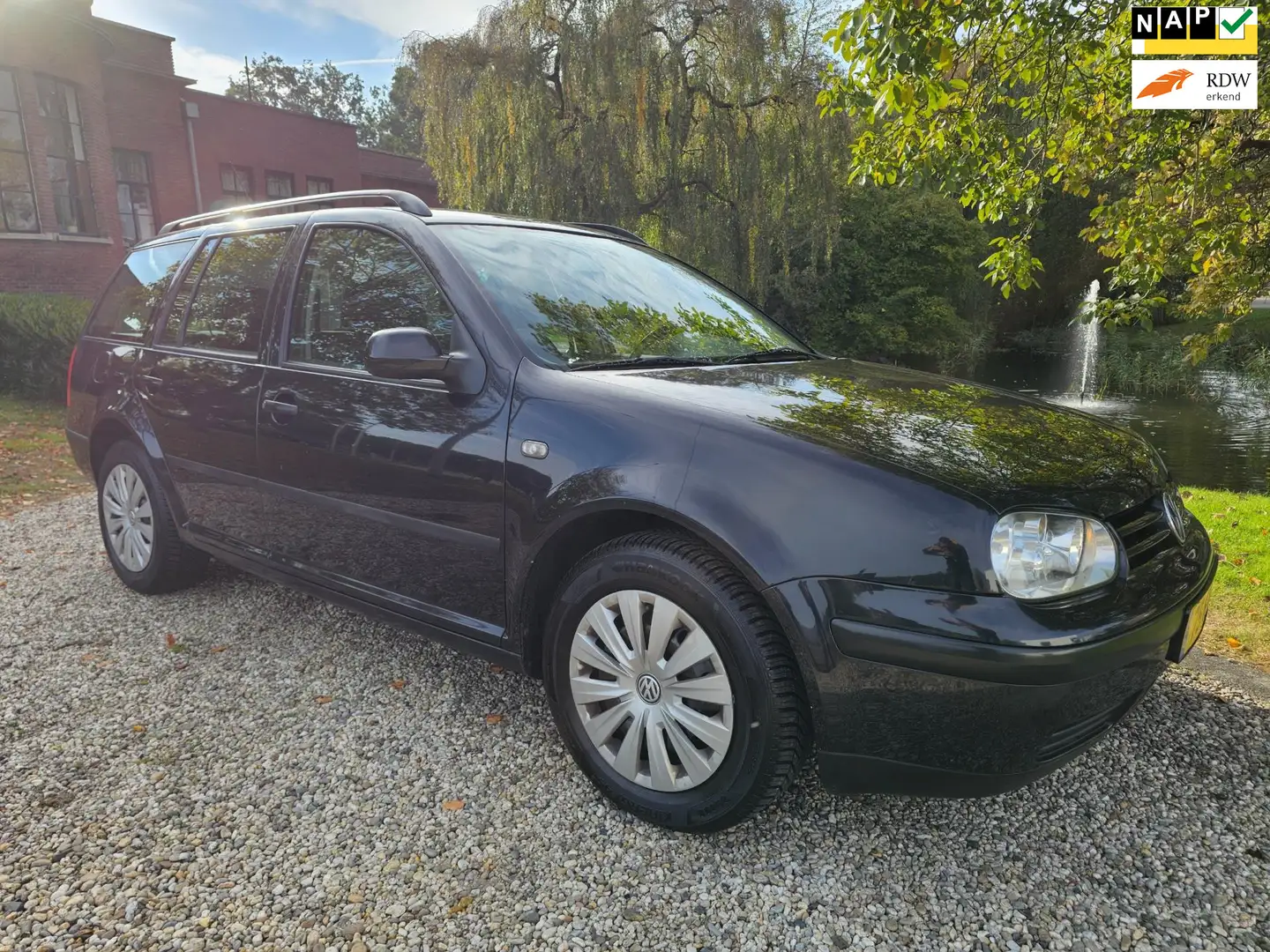 Volkswagen Golf Variant 1.6-16V Trendline AIRCO/cruise Zwart - 1