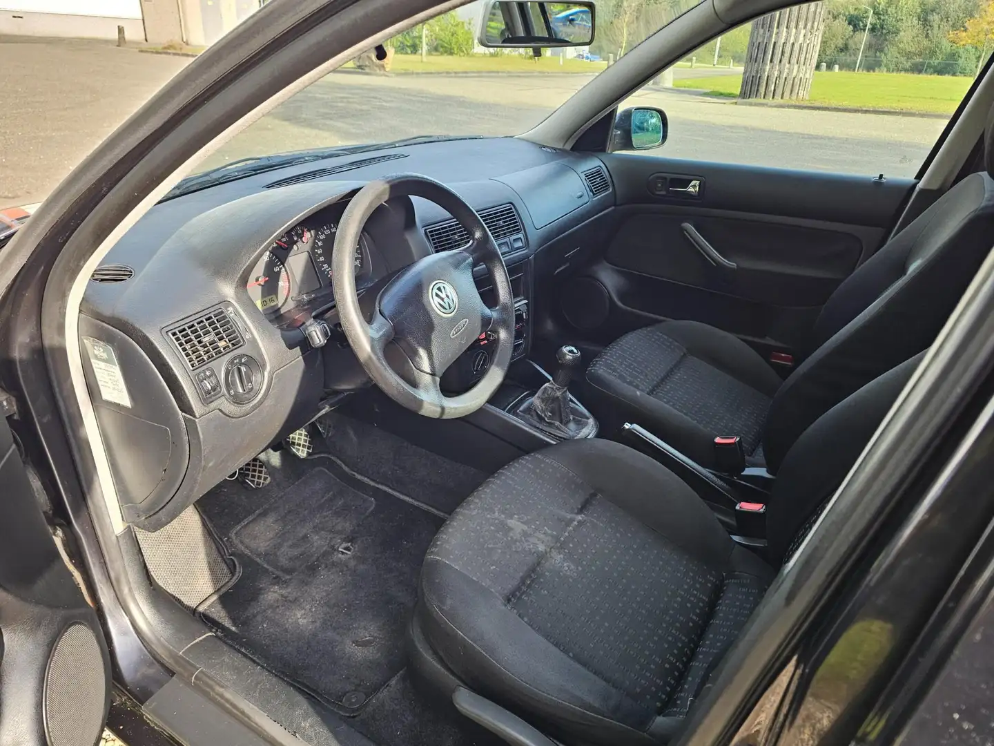 Volkswagen Golf Variant 1.6-16V Trendline AIRCO/cruise Zwart - 2