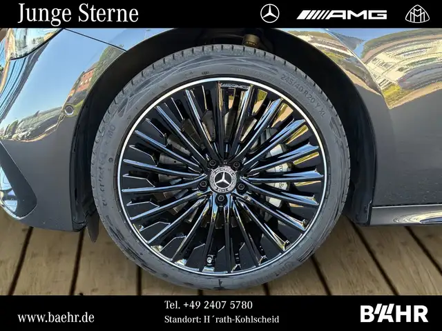 Mercedes-Benz 450 view 6