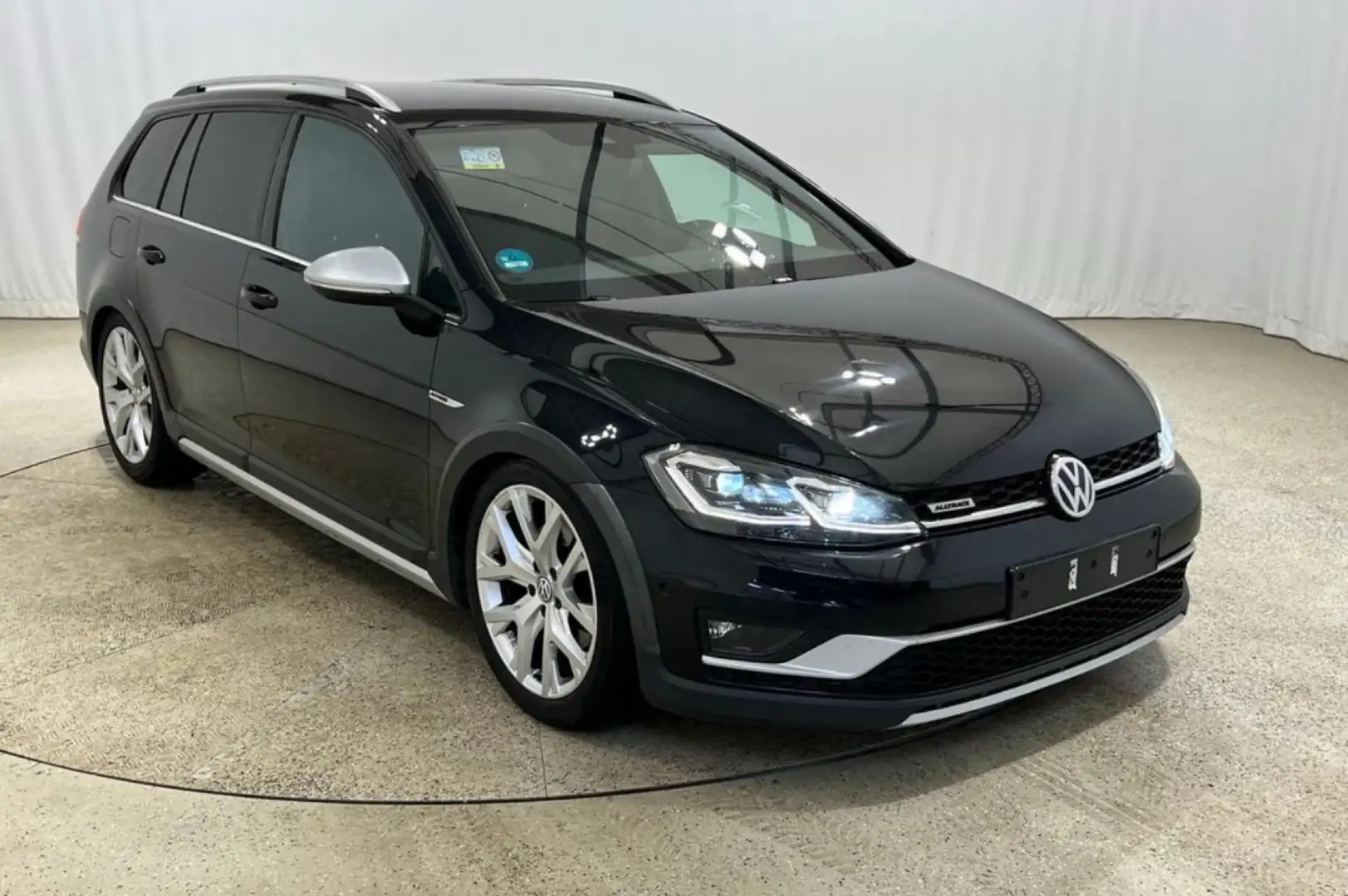 Volkswagen Golf Variant 2.0TDI Sport DSG7 alltrack - 2