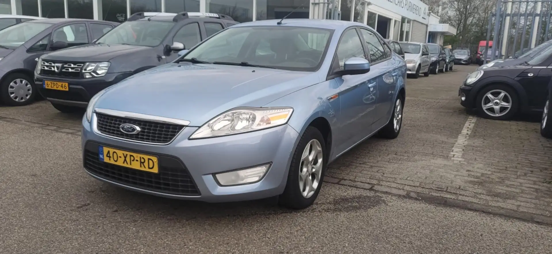 Ford Mondeo 2.0-16V Trend Blauw - 2