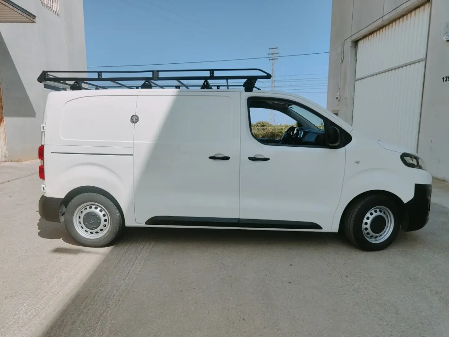 Citroen Jumpy Fg. BlueHDI Talla M Confort 95 Blanc - 1