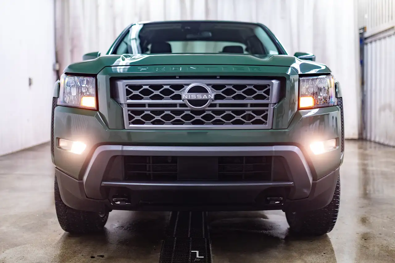Nissan Frontier снимка Nissan Frontier