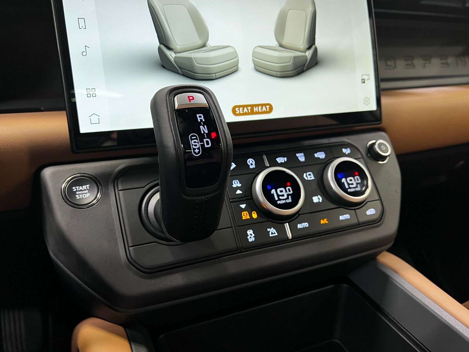 2026 Land Rover Defender 110 P400 X-DYNAMIC SE thumb 19