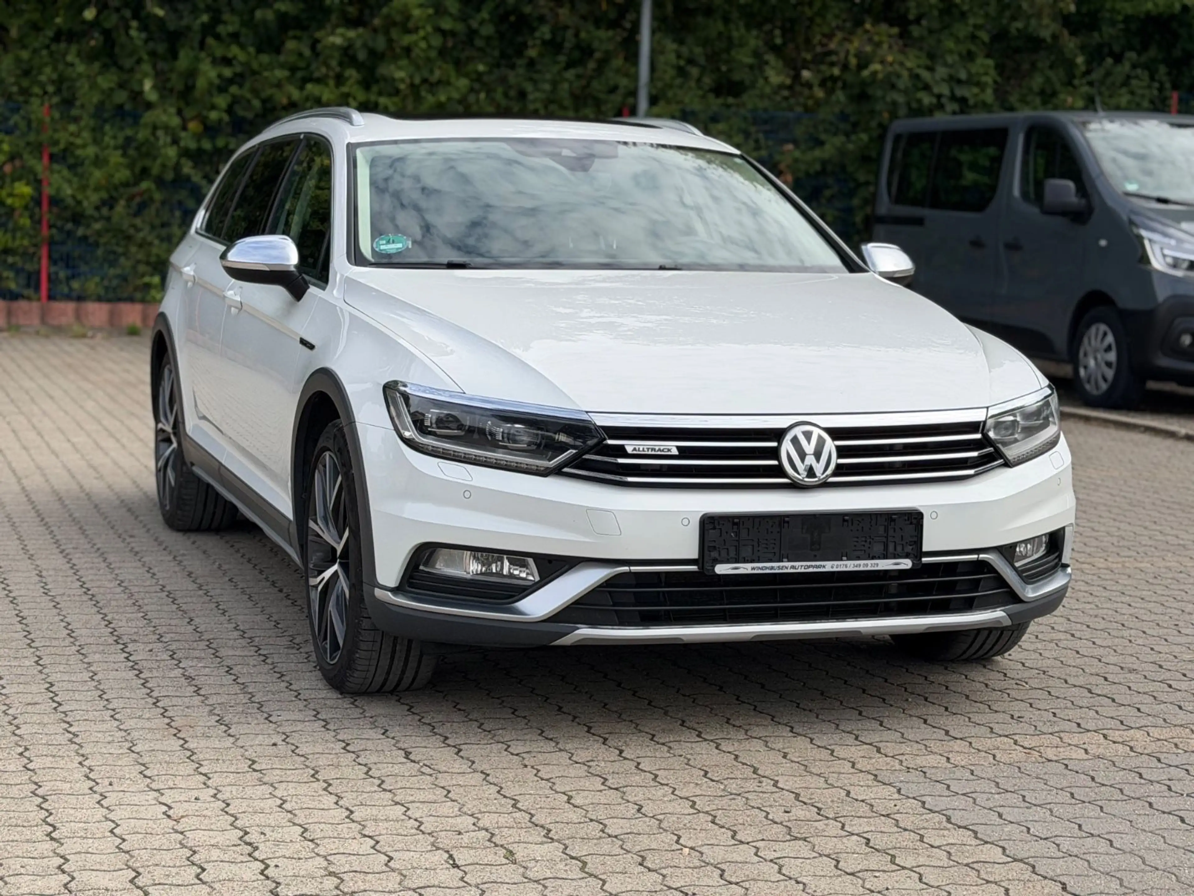 Volkswagen Passat Alltrack 2.0 TDI DSG 4Motion 190 PS — photo 8