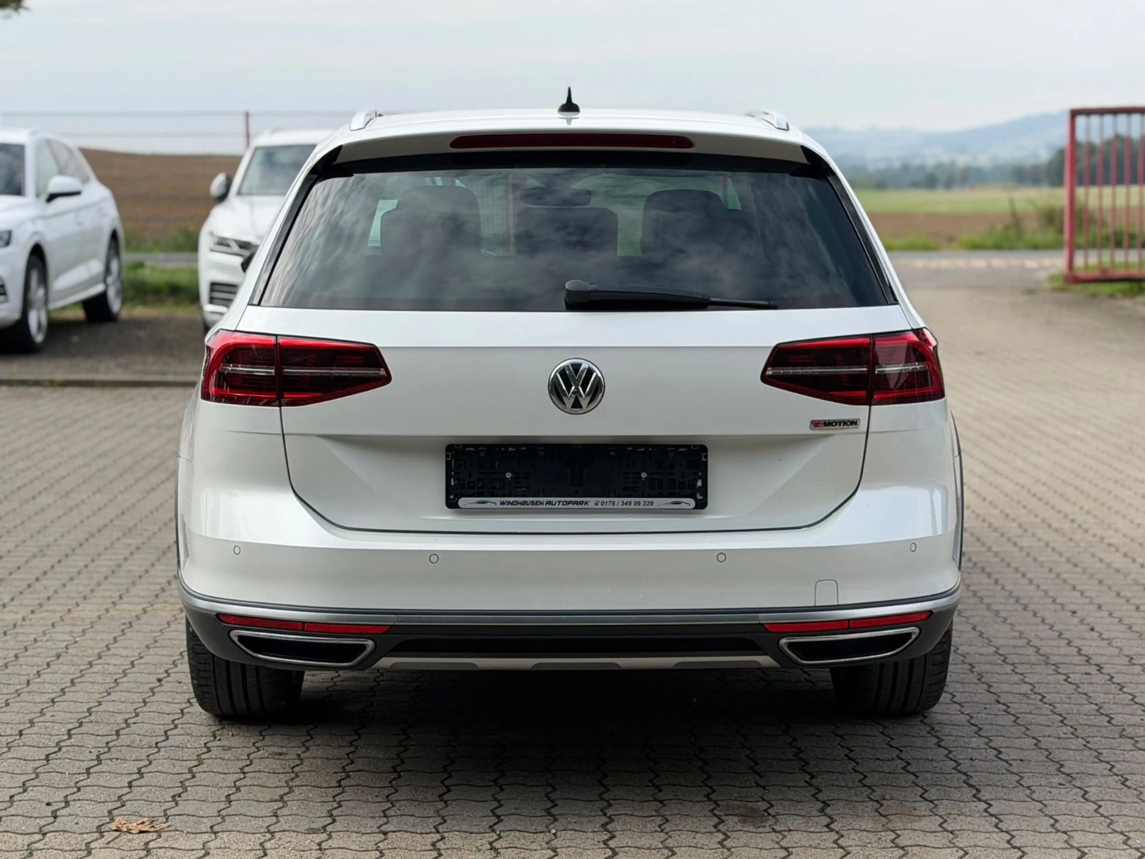 Volkswagen Passat Alltrack 2.0 TDI DSG 4Motion 190 PS — photo 4