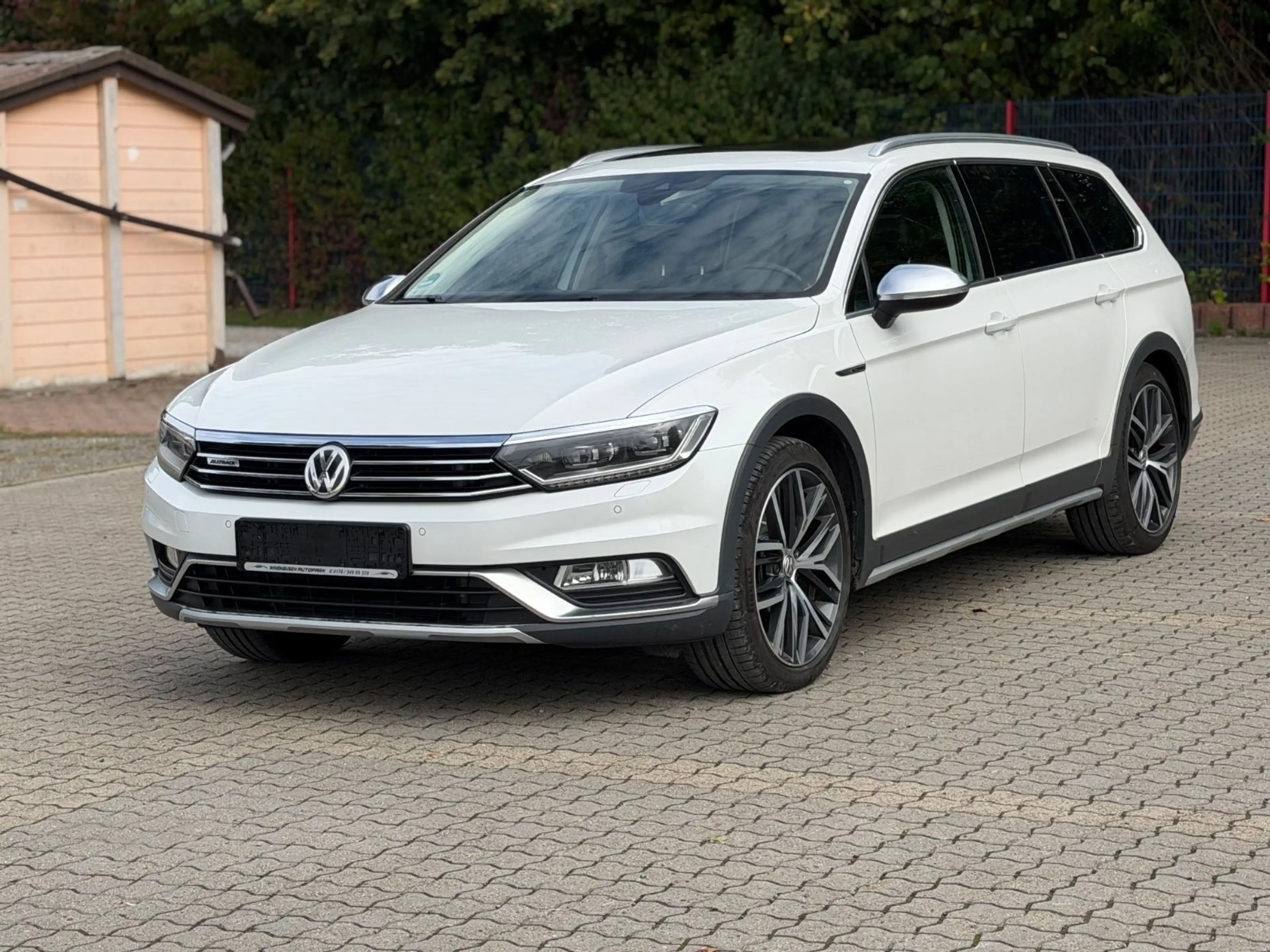 Volkswagen Passat Alltrack 2.0 TDI DSG 4Motion 190 PS