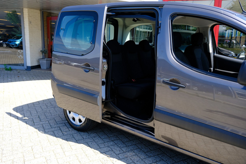Peugeot Partner Tepee 1.6 BlueHDi Active Aut. Navi|Clima|Cruise|Ca — photo 19