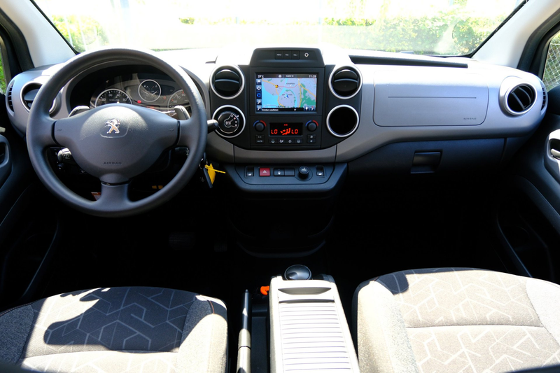 Peugeot Partner Tepee 1.6 BlueHDi Active Aut. Navi|Clima|Cruise|Ca — photo 11
