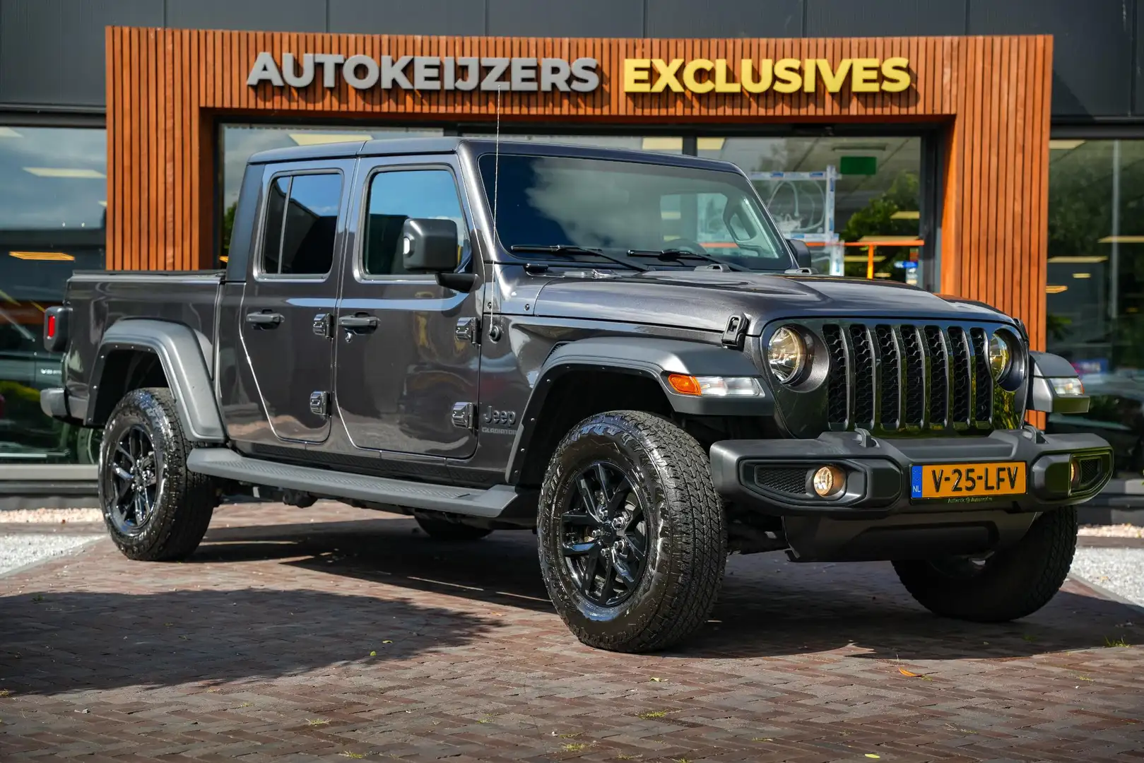 Jeep Gladiator sport 3.6 V6 Grijs Kenteken Camera Cruise Carplay Grijs - 1