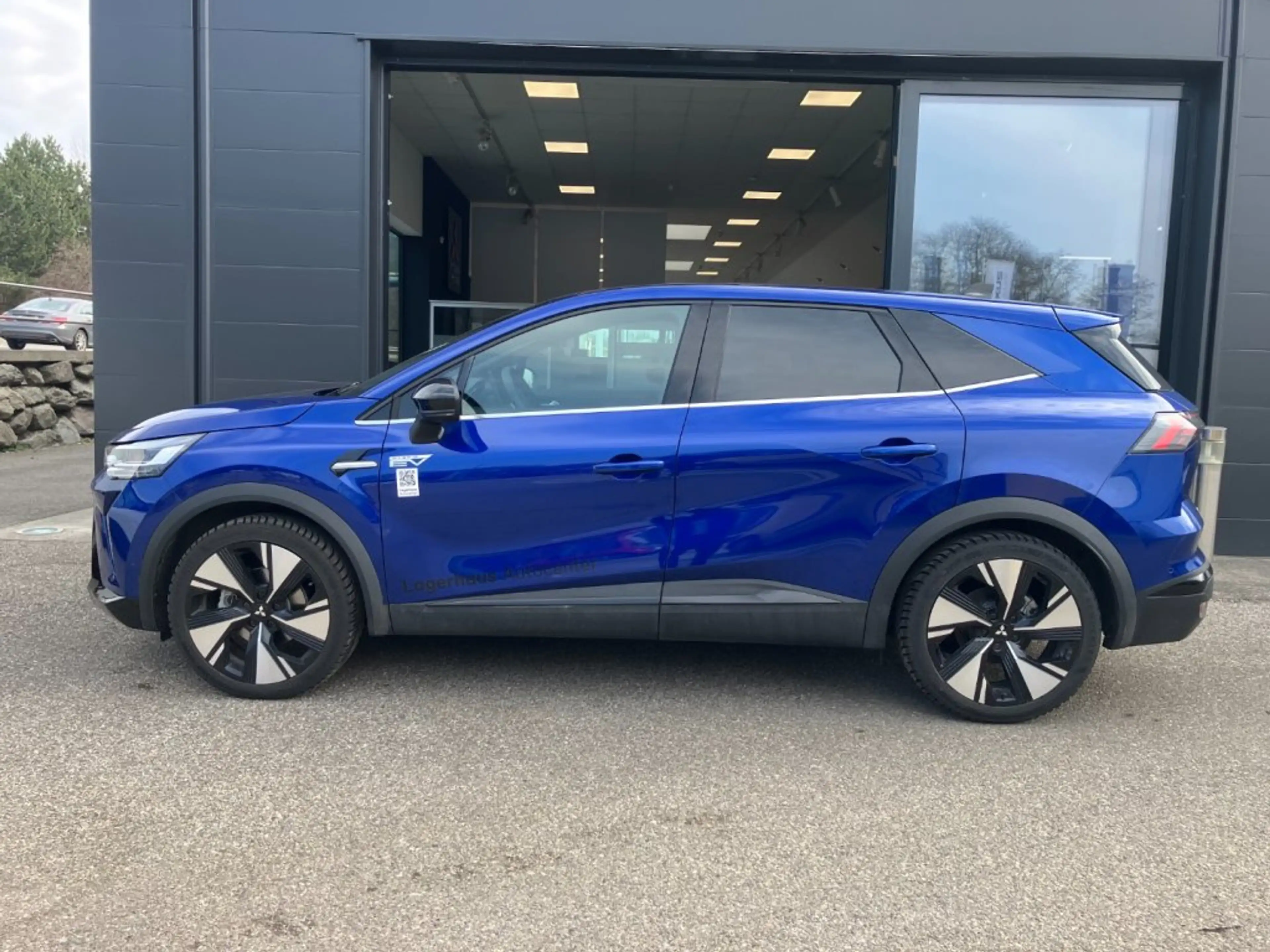 Mitsubishi Grandis 1,8 HEV Intense S+C+T 26