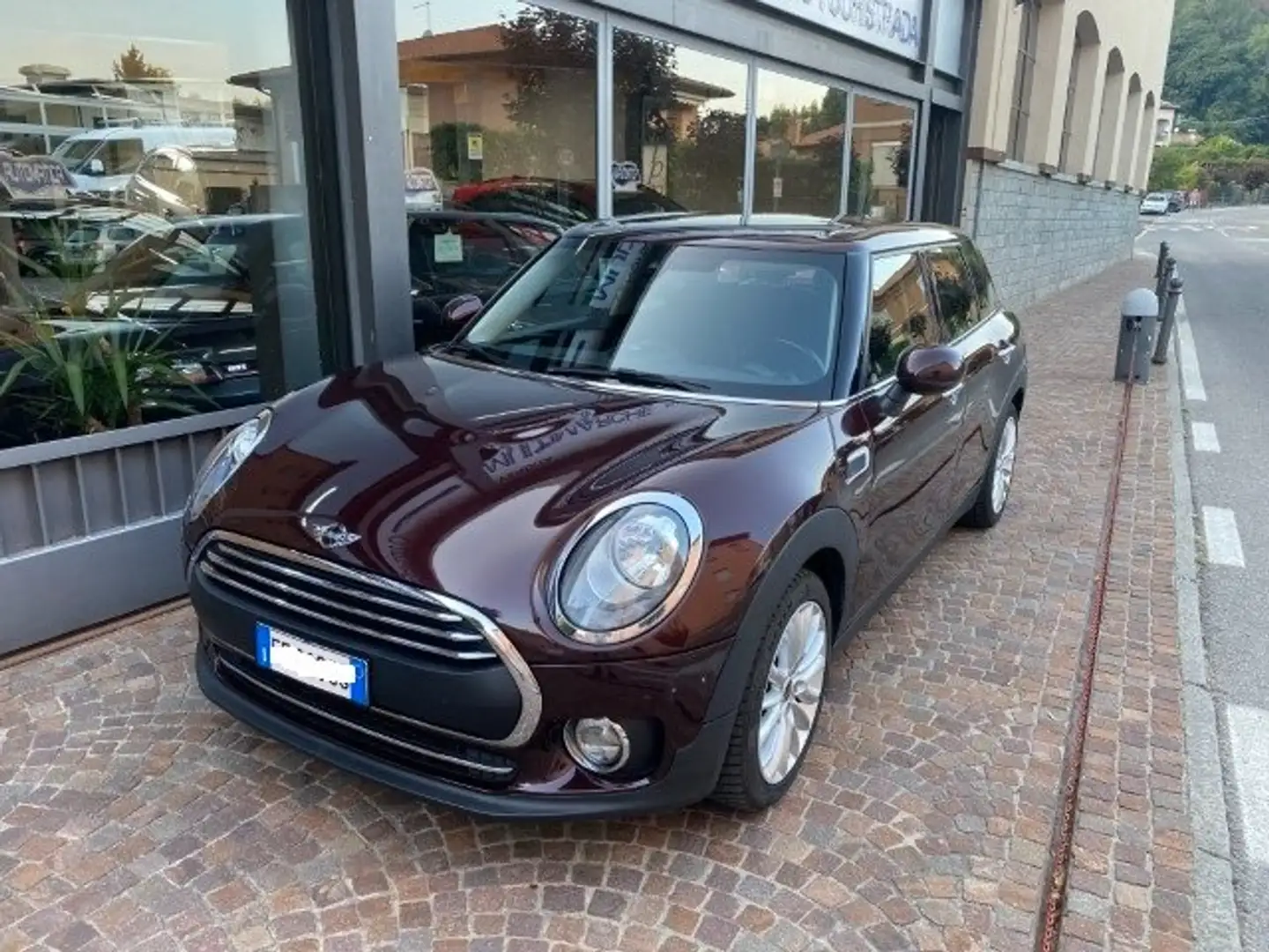 MINI One Clubman 1.5 One Automatica - Neopatentati Marrón - 2