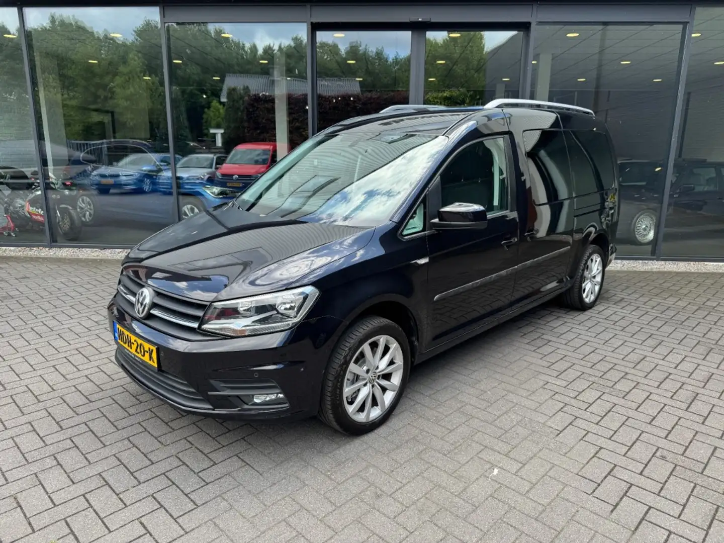 Volkswagen Caddy 1.4 TSI Sportline 7p,Navi,Clima,Cruise,PDC v+a Black - 1