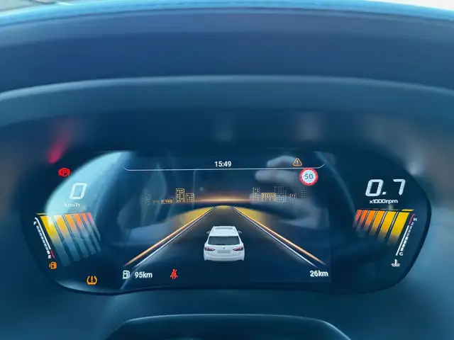 MG ZS view 13