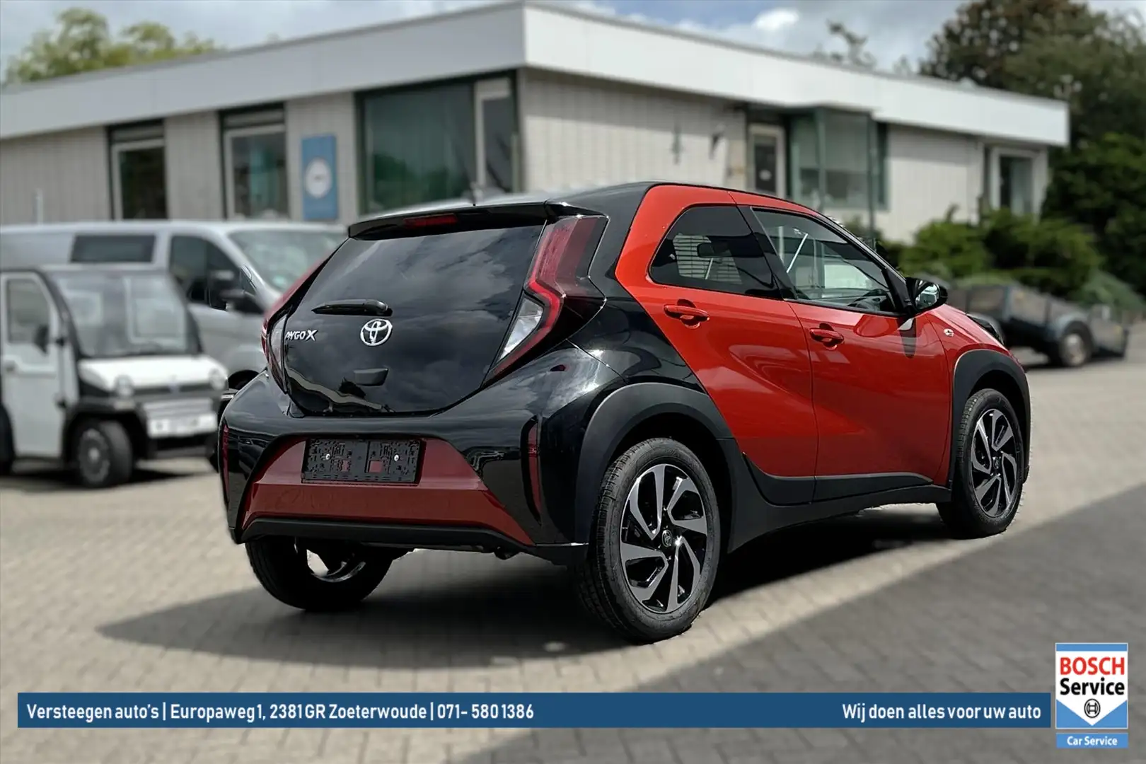 Toyota Aygo X 1.0 VVT-i MT 72pk Pulse Rood - 2