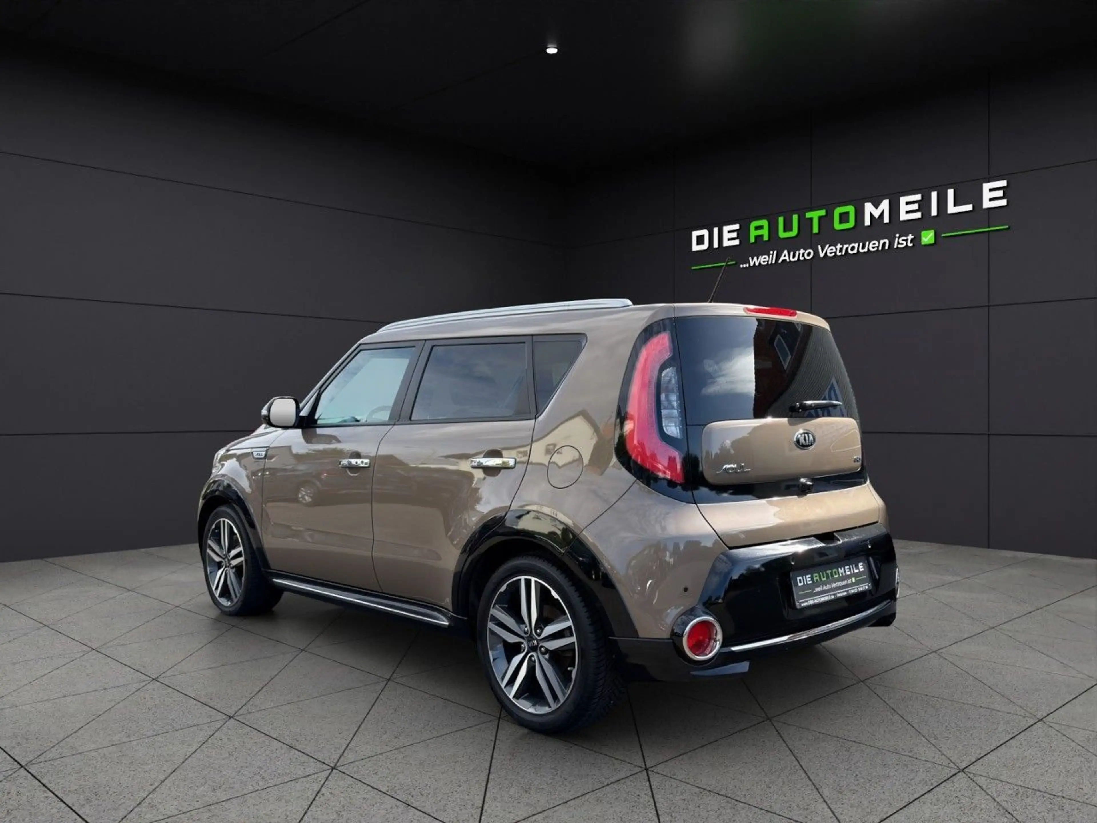 Kia Soul 1,6 CRDI AUT SHZG KAM NAV DAB+ LEDER PANO — photo 3