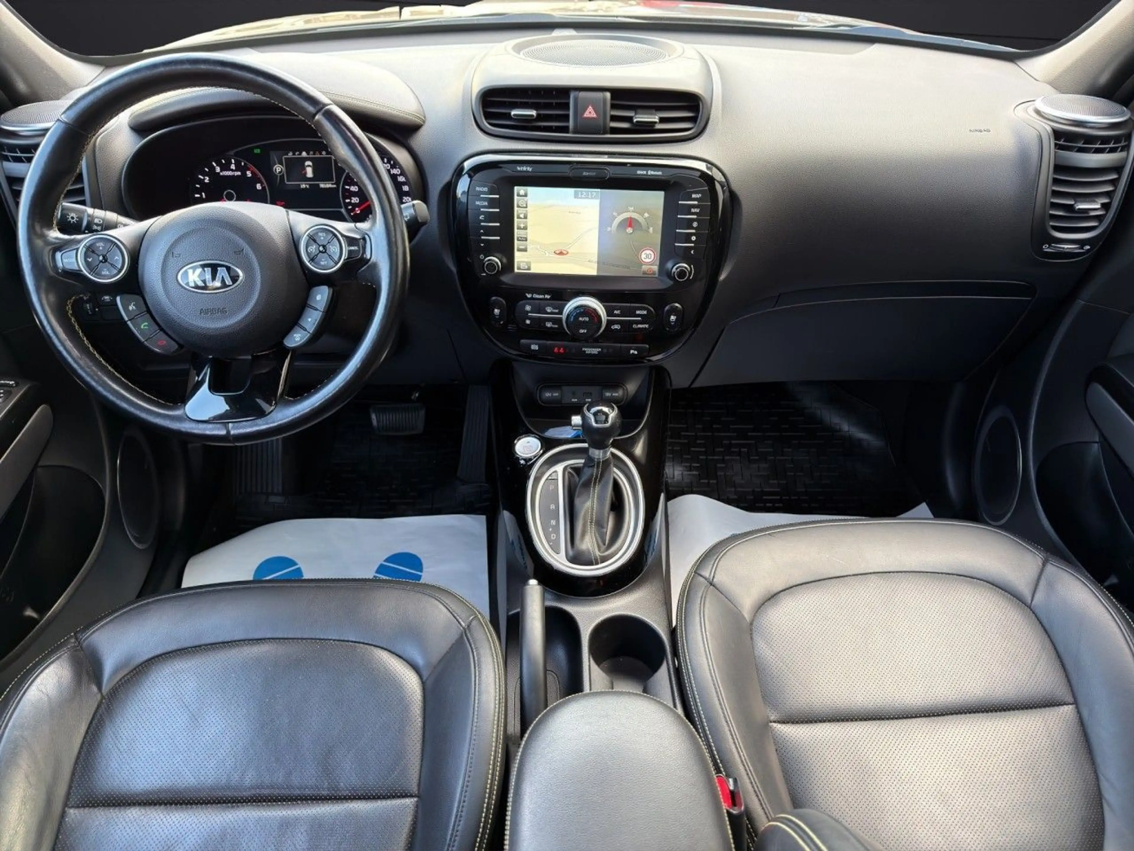 Kia Soul 1,6 CRDI AUT SHZG KAM NAV DAB+ LEDER PANO — photo 14