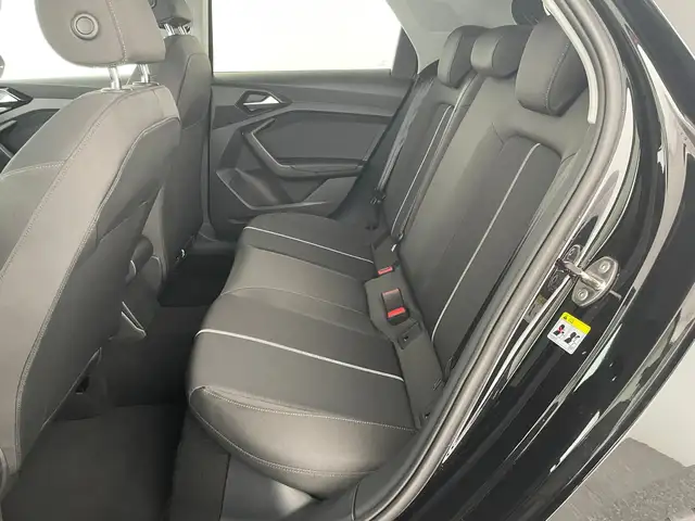 Audi A1 view 11