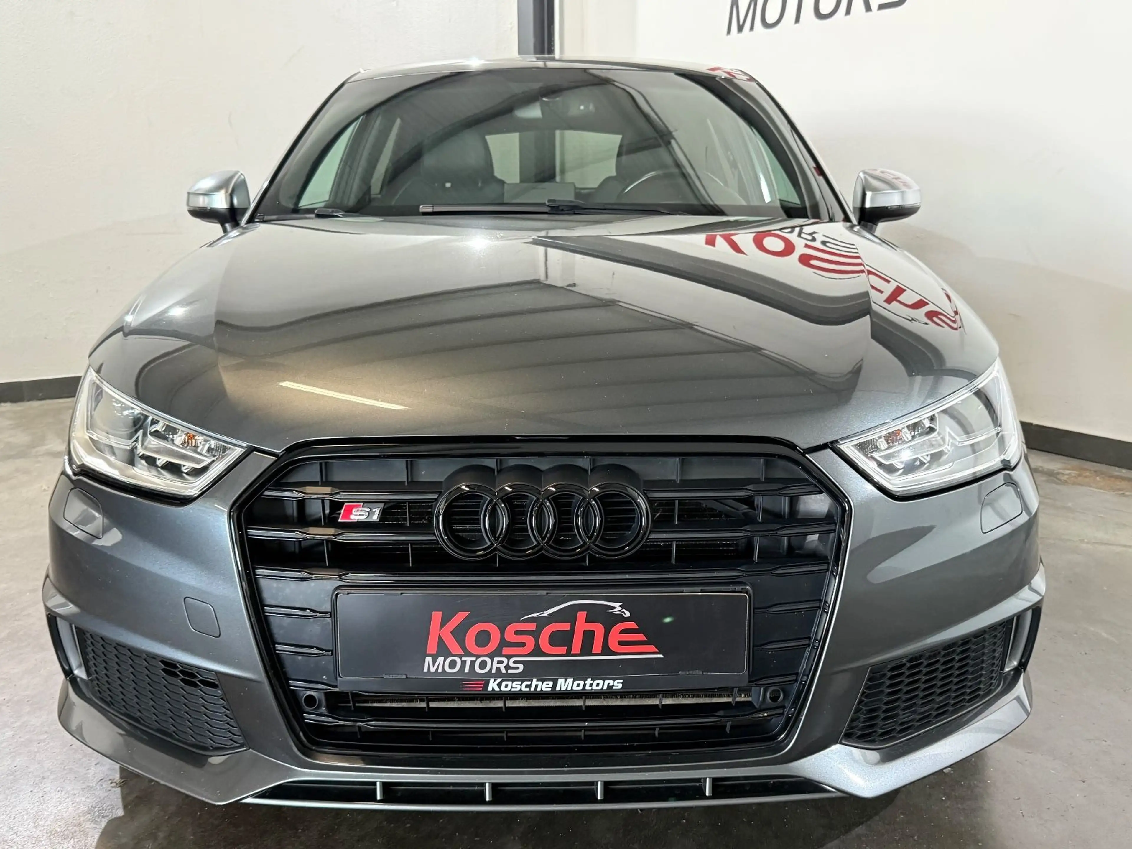 Audi S1 Sportback 2.0 TFSI quattro — photo 3