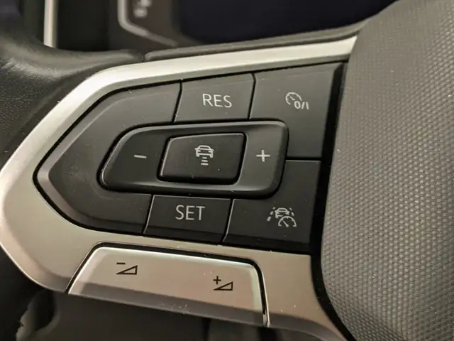 Volkswagen Taigo view 8