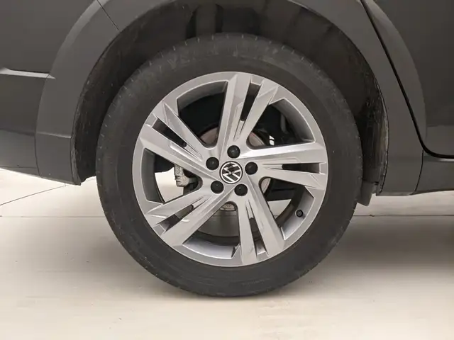 Volkswagen Taigo view 10