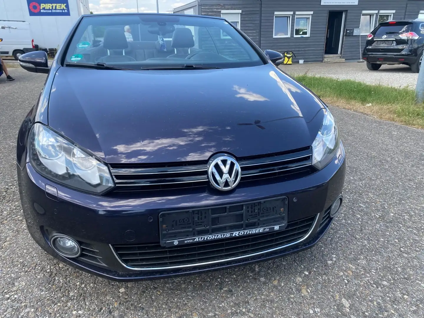Volkswagen Golf 2.0 TDI Cabriolet Klima-Leder-EL Ver, Mauve - 2