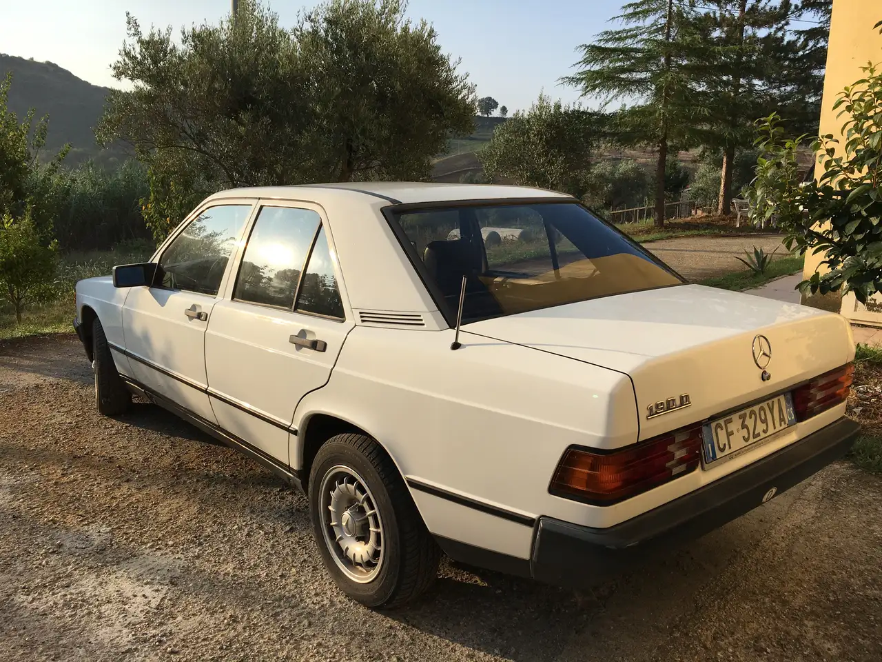 Mercedes-Benz 190 2.0d 72cv, foto 10