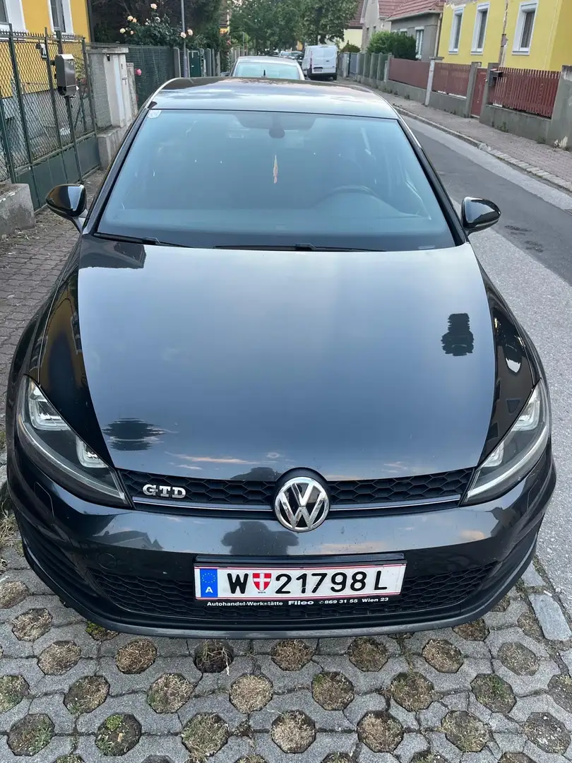 Volkswagen Golf GTD 2,0 TDI - 1